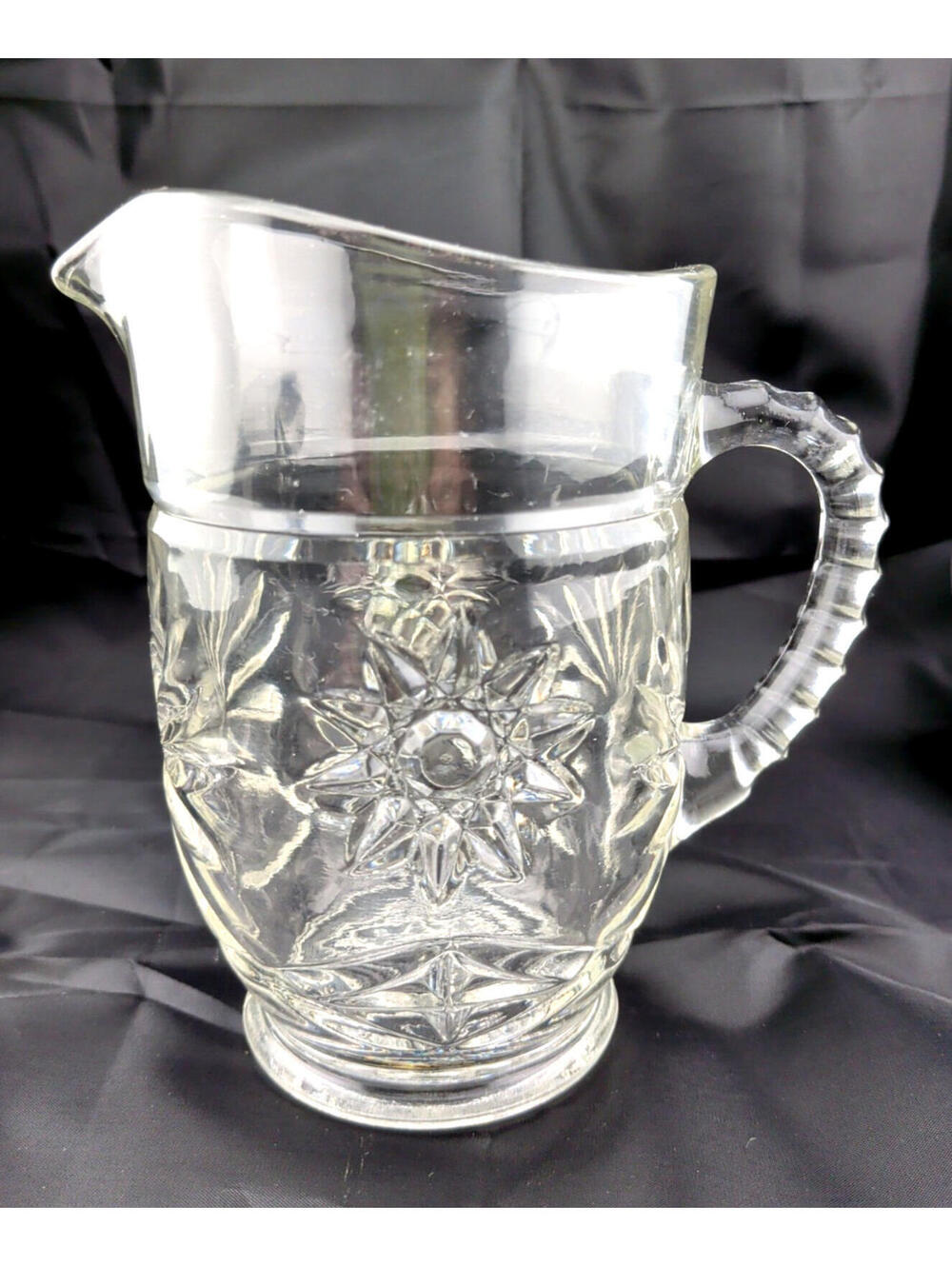 Vintage Anchor Hocking Pint Pitcher Early American Prescut Star of David 5.5''
